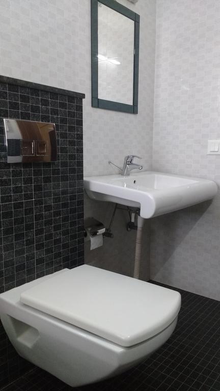 Orange Suites Airport Transit Stay Yelahanka Екстериор снимка