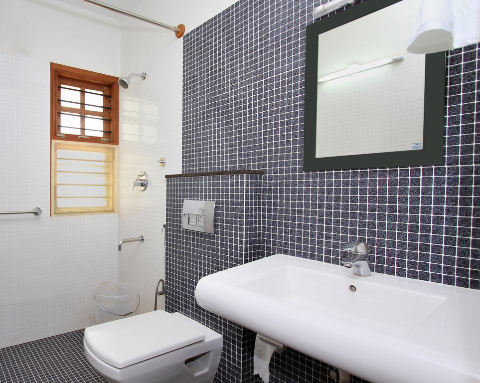 Orange Suites Airport Transit Stay Yelahanka Екстериор снимка