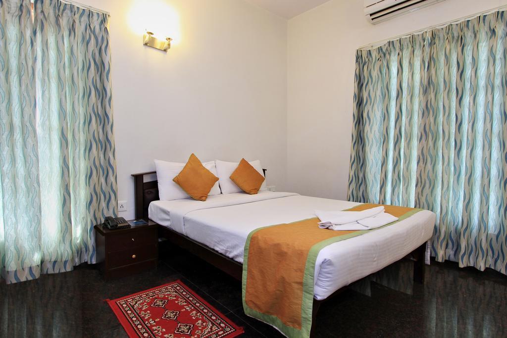 Orange Suites Airport Transit Stay Yelahanka Екстериор снимка